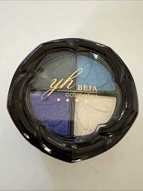 Blue & Purple Eyeshadow Quad